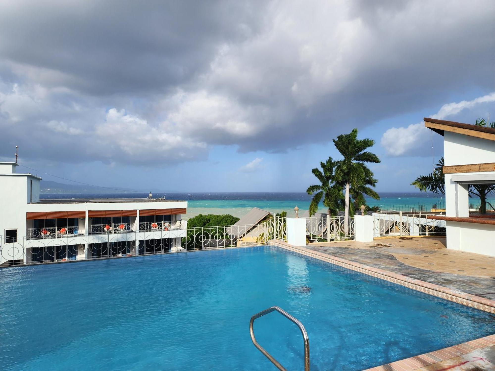 Hotel 39 Jamaica Montego Bay Eksteriør billede